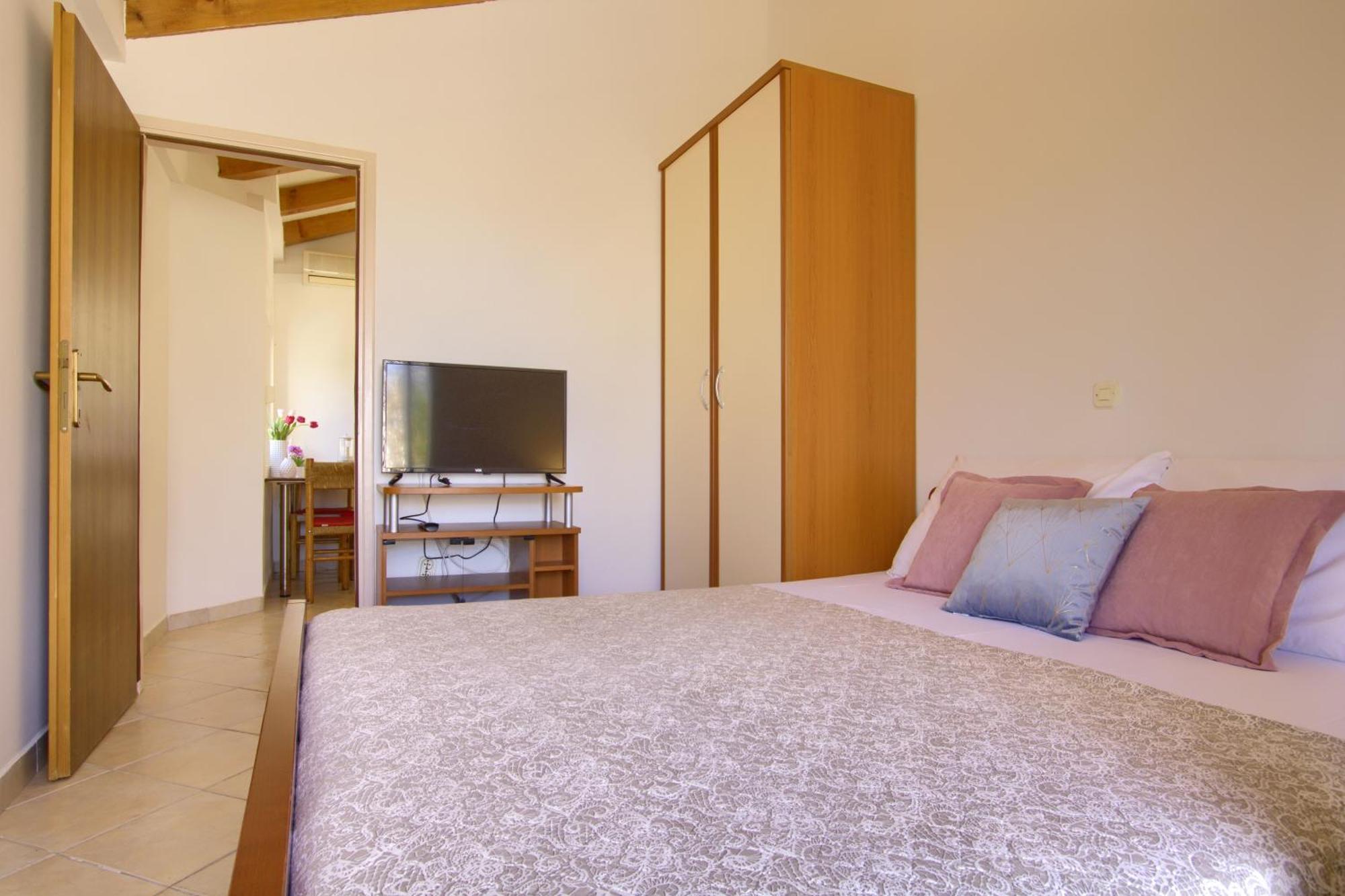Sunshine Place By The Beach Lukoran Room photo